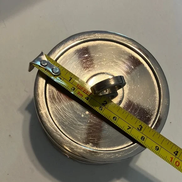 PartyLite Silver Tea Light Candle Holder with Lid - Picture 5 of 6